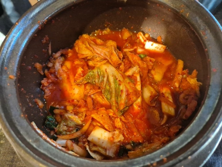 Ok-dong Sikdang 셀프바 김치 항아리