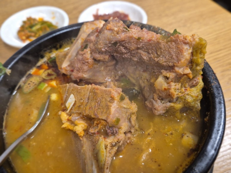 Pork bone and meat