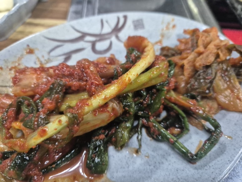 Kimchi de cebolleta reemplazado