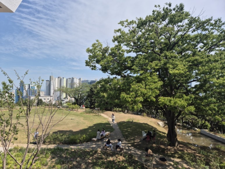 庭園遊歩道