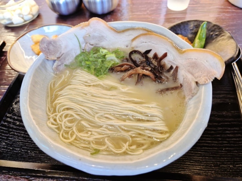 Anmok Strand 돼지라면