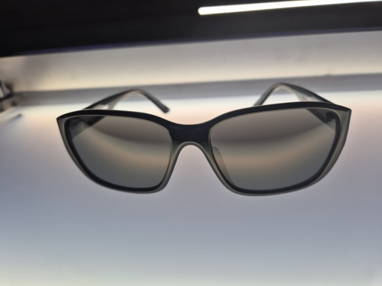 Intérieur du 1er étage - Détail de montures de lunettes