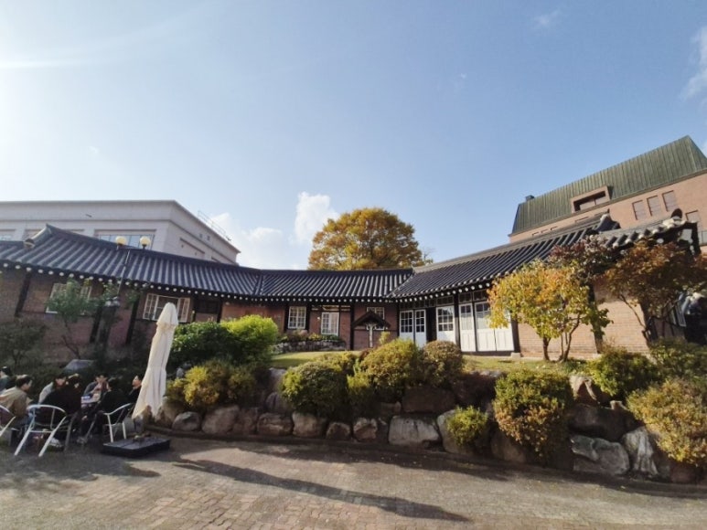 ソウル大教区司教座聖堂 全景