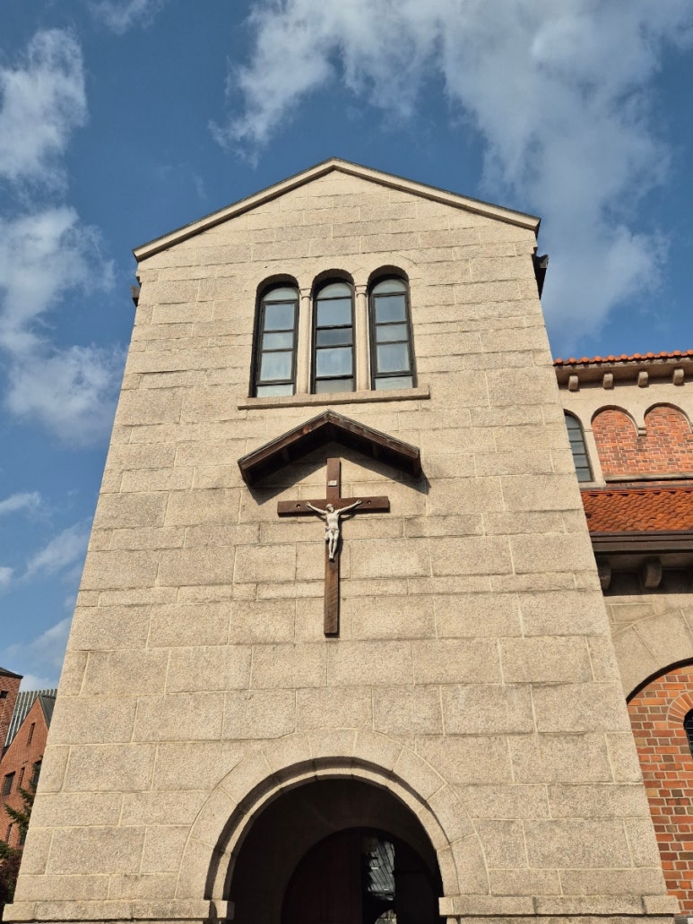 美しい聖堂建築物