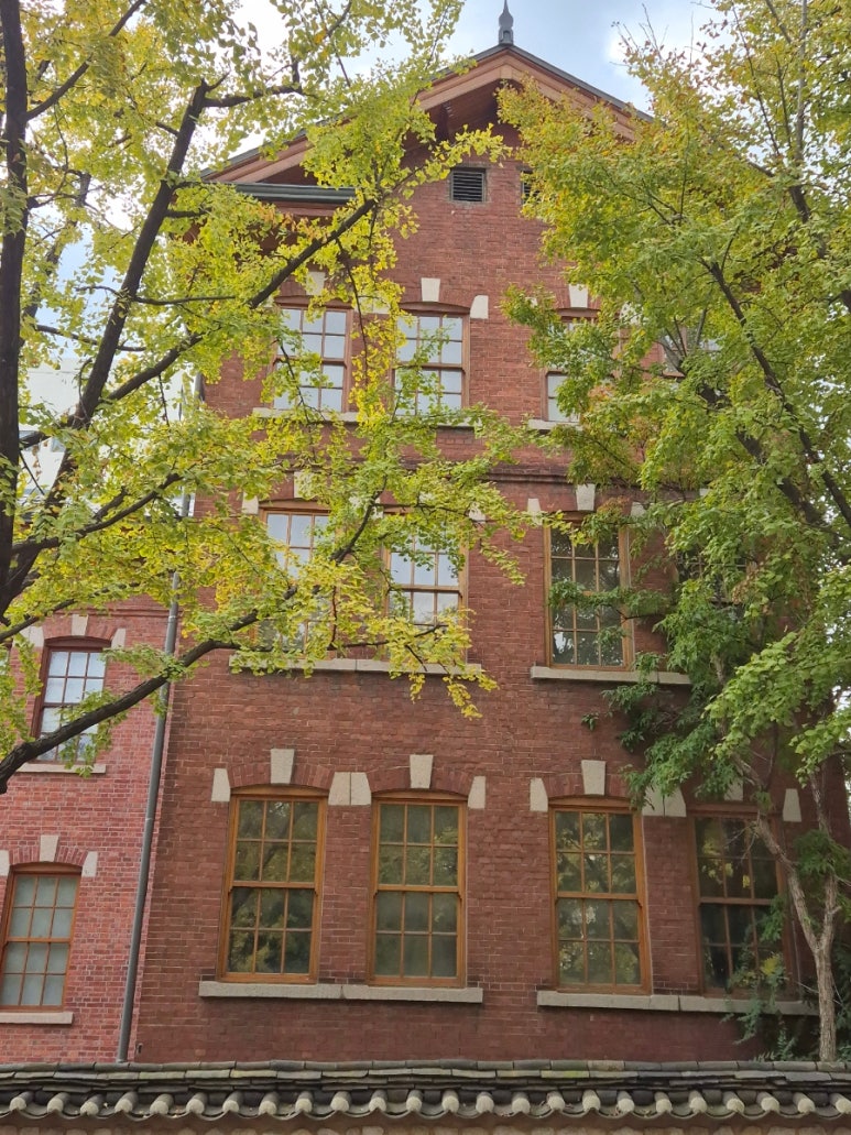 Escuela Secundaria de Niñas Ewha