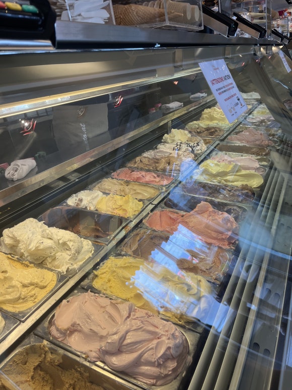 Menu à Eissalon am Schwedenplatz