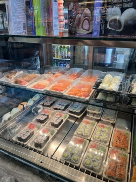 Commande de plats à Vienna Central T (Asia food)