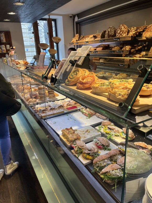 Cafe Martin Auer interior