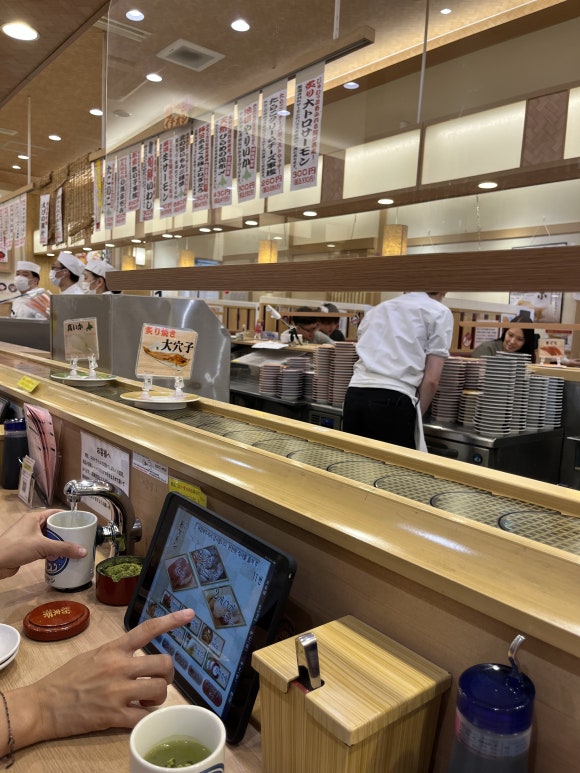 トリトン寿司 店内
