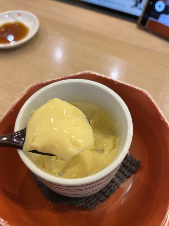 トリトン寿司 店内