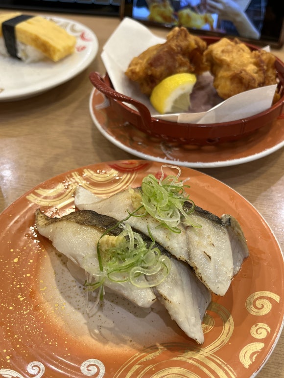 トリトン寿司 店内