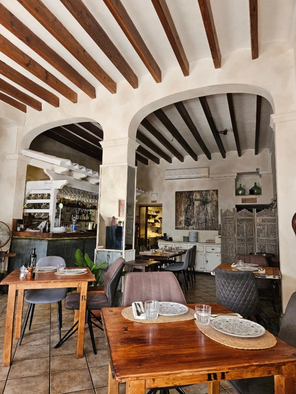 Außenansicht des Restaurant Es Racó d'es Port