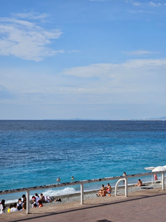 Cảnh Opéra Plage