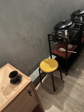 Innenansicht des Massagesalons in Einkaufszentrum Suria Sabah