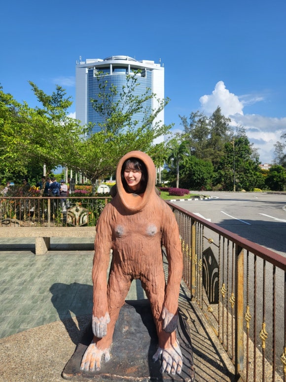 Tòa nhà Hành chính Bang Sabah