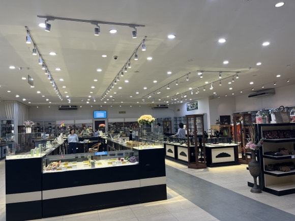 Cửa hàng lưu niệm
