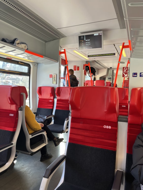 Zug nach Hallstatt
