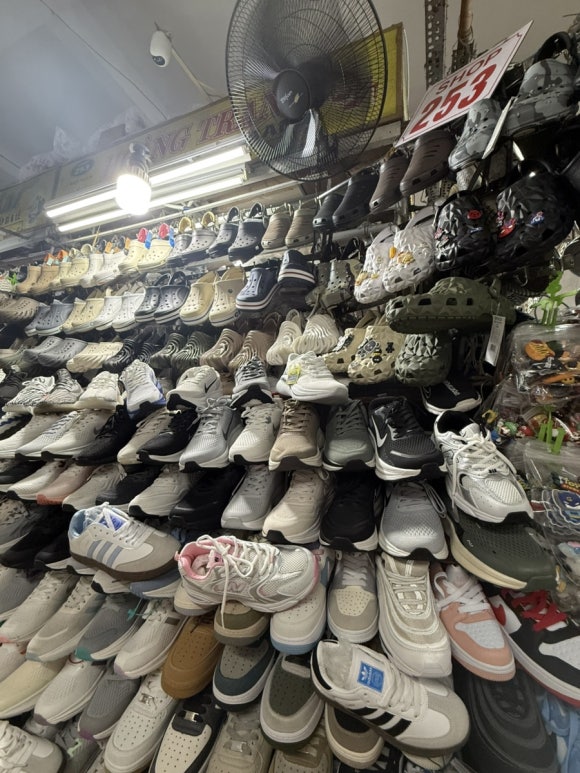 Crocs Geschäft am Han Markt (Nr. 253)