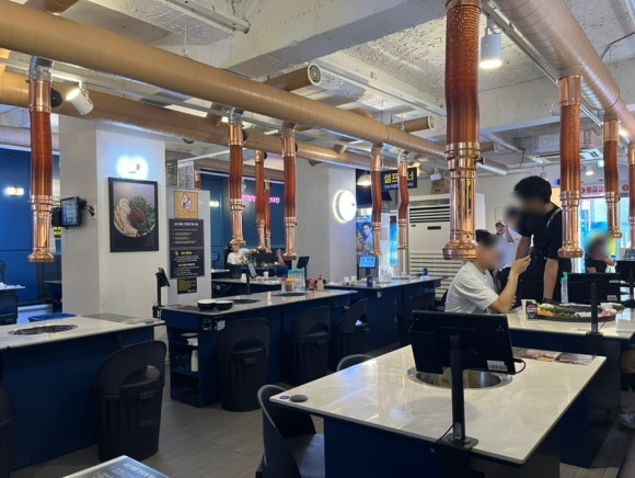 Tischdekoration im Saengmacha Filiale Suwon Bahnhof