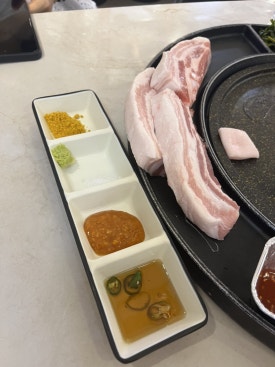 Details des Mittags-Spezialmenüs von Saengmacha Filiale Suwon Bahnhof