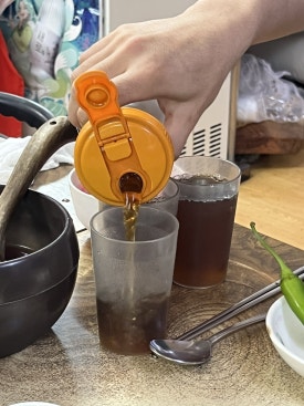Dakgalbi-Zubereitung in Chammi Dakgalbi