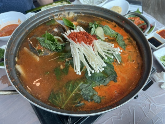 Soupe de poisson épicée de Maison Bongpo Meoguri