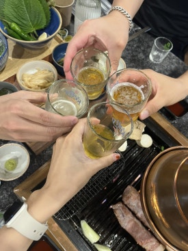 Diners at Majangdong Kimchi Suwon Ingye Branch