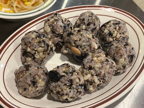 Boules de riz aux haricots d'Ereidalkbal