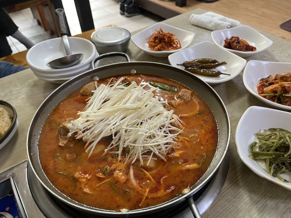 Dakbokkeumtang
