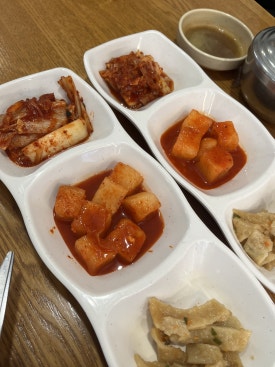 Kimchi der Hauptfiliale Jeongmi Kkakdugi