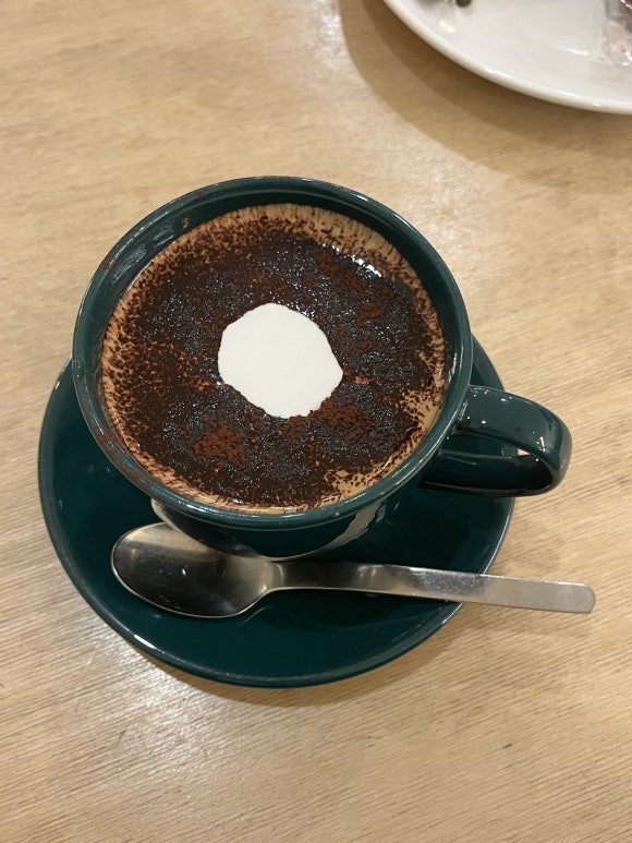 カフェティアーズ 店内の座席