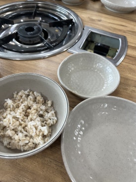 宮廷海鮮カルグクス 押し麦ご飯ビビンバ