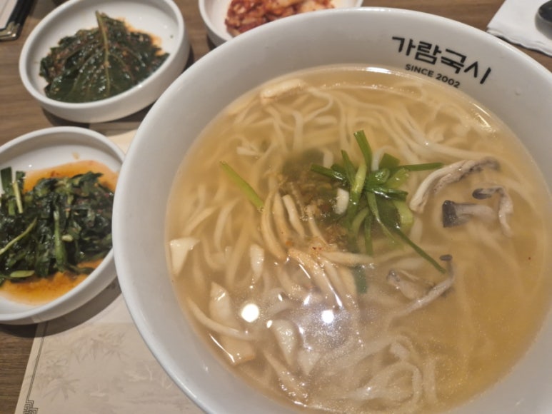 Ingrédients du Guksu aux anchois 1